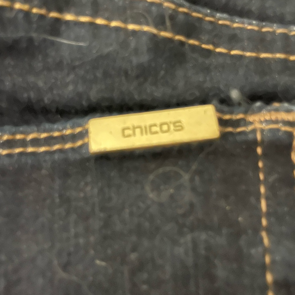CHICO’S Women's dark blue Jeans size 1.5 in perfect condition. - Picture 4 of 4